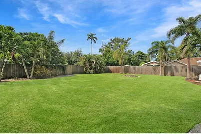 2321 18th Avenue W, Bradenton, FL 34205 - Photo 33