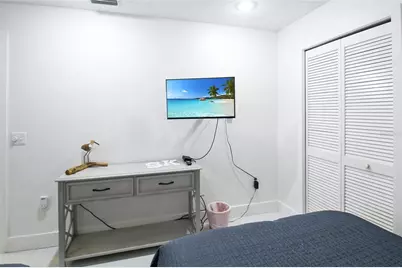 1291 Siesta Bayside Drive #1291A, Sarasota, FL 34242 - Photo 9