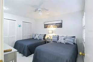 1291 Siesta Bayside Dr, Sarasota, FL 34242 - Photo 7