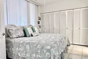 1105 Gulf of Mexico Dr, Longboat Key, FL 34228 - Photo 21