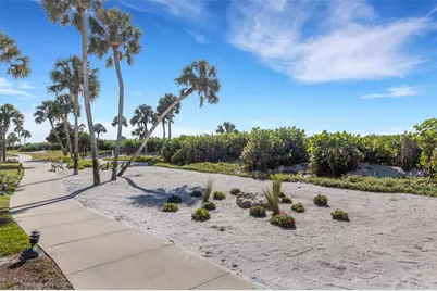 1105 Gulf Of Mexico Drive #401, Longboat Key, FL 34228 - Photo 53