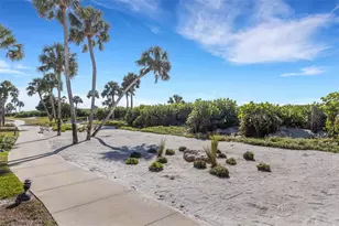 1105 Gulf of Mexico Dr, Longboat Key, FL 34228 - Photo 53