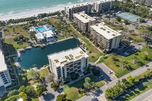 1105 Gulf of Mexico Dr, Longboat Key, FL 34228 - Photo 41