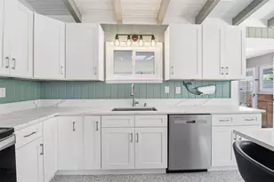 4626 Gleason Ave, Sarasota, FL 34242 - Photo 17