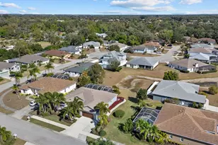 4046 Green Tree Ave, Sarasota, FL 34233 - Photo 41