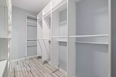 4046 Green Tree Avenue, Sarasota, FL 34233 - Photo 25