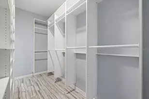 4046 Green Tree Ave, Sarasota, FL 34233 - Photo 25