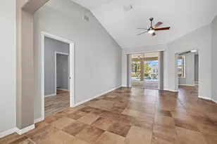 4046 Green Tree Ave, Sarasota, FL 34233 - Photo 3