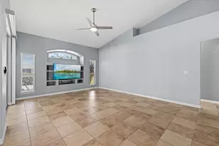 4046 Green Tree Ave, Sarasota, FL 34233 - Photo 13