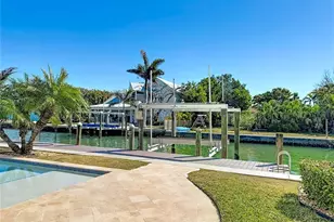 529 77th St, Holmes Beach, FL 34217 - Photo 79