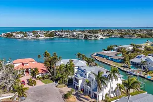 529 77th St, Holmes Beach, FL 34217 - Photo 1