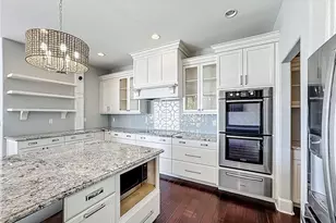 529 77th St, Holmes Beach, FL 34217 - Photo 15