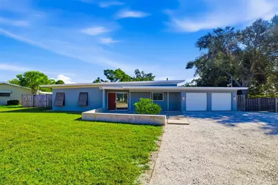 456 Magellan Drive, Sarasota, FL 34243 - Photo 7