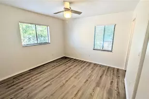 6973 Madonna Pl, Sarasota, FL 34243 - Photo 11