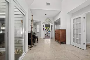 3435 Winding Oaks Dr, Longboat Key, FL 34228 - Photo 9