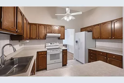 5719 Westwind Lane, Sarasota, FL 34231 - Photo 25