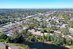 5719 Westwind Ln, Sarasota, FL 34231 - Photo 5