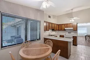 5719 Westwind Ln, Sarasota, FL 34231 - Photo 21