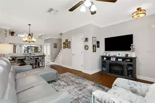 5015 Misty Canal Pl, Bradenton, FL 34203 - Photo 3