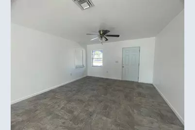 525 E Helen Avenue, Punta Gorda, FL 33950 - Photo 5