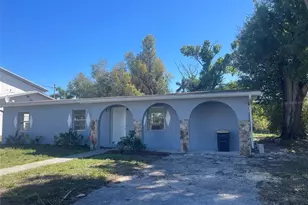 525 E Helen Ave, Punta Gorda, FL 33950 - Photo 3