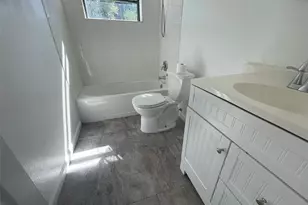 525 E Helen Ave, Punta Gorda, FL 33950 - Photo 19