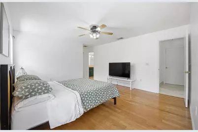 10205 28th Ave E, Palmetto, FL 34221 - Photo 17