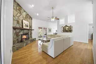 10205 28th Ave E, Palmetto, FL 34221 - Photo 9