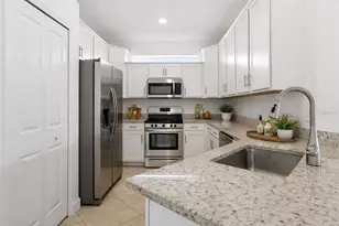 15942 Clear Skies Pl, Bradenton, FL 34211 - Photo 7