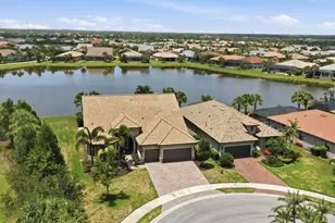 17203 Corinna Pl, Lakewood Ranch, FL 34202 - Photo 47