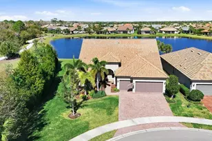 17203 Corinna Pl, Bradenton, FL 34202 - Photo 1