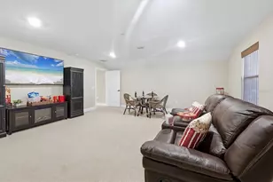17203 Corinna Pl, Lakewood Ranch, FL 34202 - Photo 27
