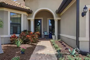 17203 Corinna Pl, Lakewood Ranch, FL 34202 - Photo 3