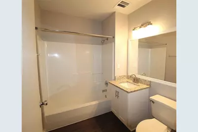 8123 45th Court E #8, Sarasota, FL 34243 - Photo 7