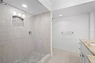 5880 Midnight Pass Rd, Sarasota, FL 34242 - Photo 21