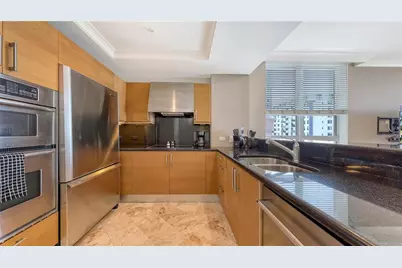 1350 Main Street #712, Sarasota, FL 34236 - Photo 7