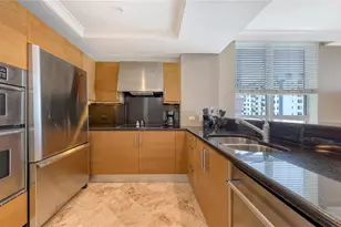 1350 Main St, Sarasota, FL 34236 - Photo 7