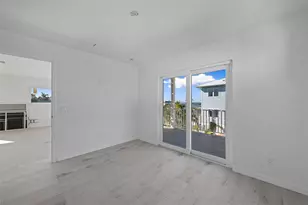 2210 Avenue C, Bradenton Beach, FL 34217 - Photo 21