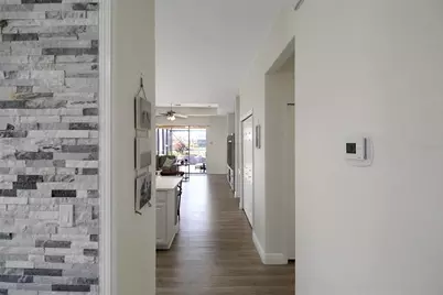 8820 Heritage Sound Drive, Bradenton, FL 34212 - Photo 9