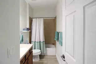 8820 Heritage Sound Dr, Bradenton, FL 34212 - Photo 13