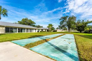 6994 W Country Club Dr N, Sarasota, FL 34243 - Photo 35