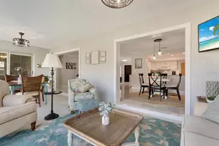 6994 W Country Club Dr N, Sarasota, FL 34243 - Photo 17