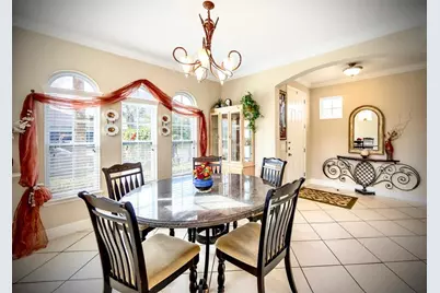 843 Molly Circle, Sarasota, FL 34232 - Photo 5