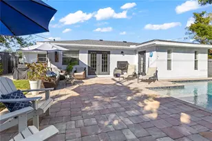 3122 Regatta Cir, Sarasota, FL 34231 - Photo 29