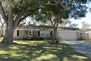 850 Lindenwood Cir E, Ormond Beach, FL 32174 - Photo 1