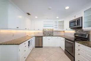 1255 N Gulfstream Ave, Sarasota, FL 34236 - Photo 15