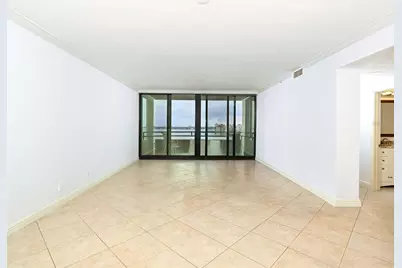 1255 N Gulfstream Avenue #1106, Sarasota, FL 34236 - Photo 9