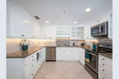 1255 N Gulfstream Avenue #1106, Sarasota, FL 34236 - Photo 15