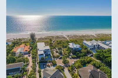 102 Sunset Lane, Holmes Beach, FL 34217 - Photo 9