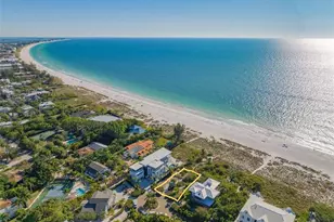 102 Sunset Ln, Holmes Beach, FL 34217 - Photo 3